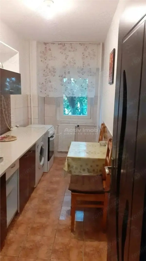 Vitan Mall - garsoniera - bloc izolat termic - imagine 5 Vitan Mall - garsoniera - bloc izolat termic - imagine 5