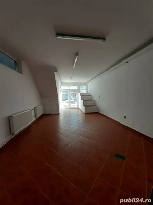 vând spațiu comercial 