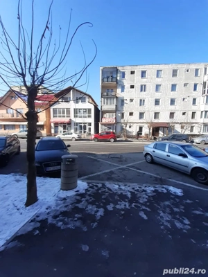 vând spațiu comercial