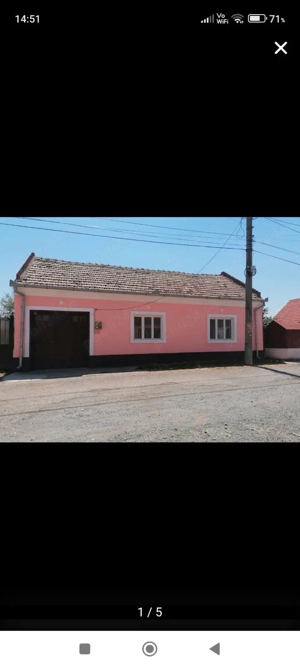 vand casa 8n Moldova veche