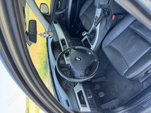 BMW seria 3 320i 2011 - imagine 7