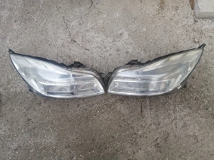 faruri Opel Insignia 400 lei
