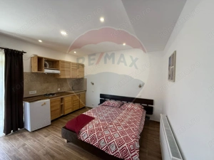 Casă de vanzare in Eforie Sud la 50m de plaja - imagine 5