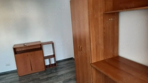 Închiriez apartament cu 2 camere - imagine 4