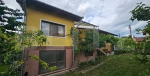 Casa individuala cu 3 camere, 371 mp,zona Centru