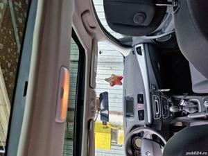 renault megan  - imagine 2