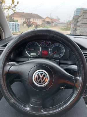 Volkswagen Passat 1,9 Diesel  - imagine 4