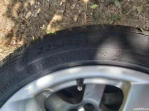 Cauciucuri cu jante 