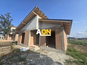 Casa Individuala 4 Camere, 2 Bai, 400mp Teren