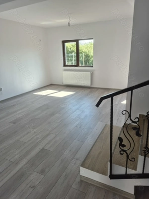 Proprietar vând casă Aeroport