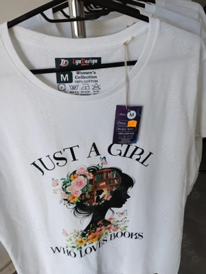   Tricou Damă Alb    Just a Girl Who Loves Books   | Mărimea M | 100% Bumbac | 65 Lei