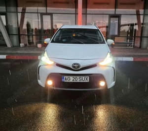 Toyota Prius plus 2019 - imagine 4