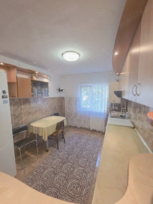 Inchiriez apartament zona Marasti 