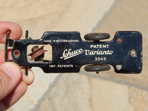 Sasiu jucarie cu motoras frictiune Schuco anii '50 Germania de Vest