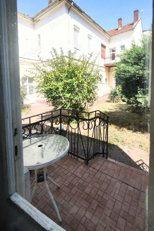 Palat integral , singur în curte, 2883 MP teren, Ultracentral, Oradea. - imagine 17