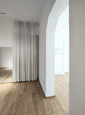 Palat integral , singur în curte, 2883 MP teren, Ultracentral, Oradea. - imagine 5