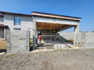 Casa individuala. 660 Teren. Ghiroda. Carport. Pompe de caldura - imagine 19