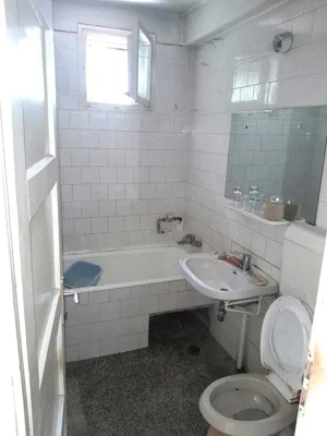 Apartament 2 camere Balcesc semidecomandat neamenajat  - imagine 4