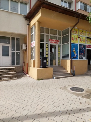 Spatiu comercial - de inchiriat