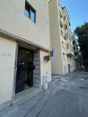 Apartament 2 camere Prefectura decomandat amenajat centrala proprie - imagine 6