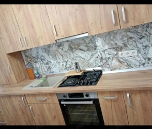 cv 74 Al.Aurora , apartament 3 camere decomandat  - imagine 2