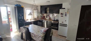 Apartament semidecomandat 3 camere