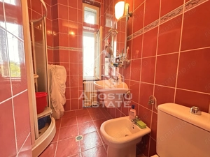 Apartament 3 camere spatios, in zona Ultracentrala cu garaj - imagine 8