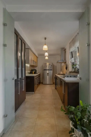 Salajan - vila superba cu 2 etaje - 7 camere - curte libera 232mp - imagine 8