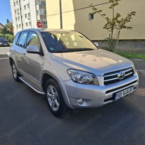 Toyota Rav 4 2009 2.2 177cp euro4 4x4 - imagine 2 Toyota Rav 4 2009 2.2 177cp euro4 4x4 - imagine 2