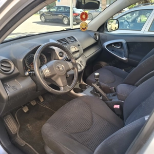 Toyota Rav 4 2009 2.2 177cp euro4 4x4 - imagine 6 Toyota Rav 4 2009 2.2 177cp euro4 4x4 - imagine 6
