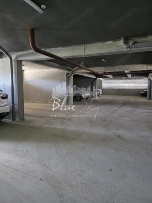 Apartament modern cu balcon generos și acces la piscină - imagine 16