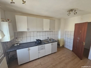 Apartament 3 camere cf 1 decomandat 