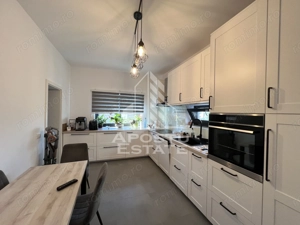 Casa pe parter deosebit de frumoasă în zona liniștită