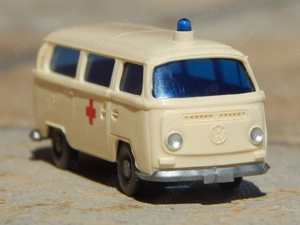 Macheta ambulanta Volkswagen Transporter T2 1:87 Wiking Germania