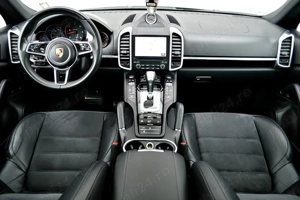 Porsche Cayenne 3.0 L - imagine 4