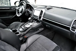 Porsche Cayenne 3.0 L - imagine 18