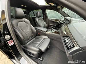 BMW Seria 5 G30 - 2.0d   xDrive   Luxury   Bord digital   Trapa   Distronic - imagine 15