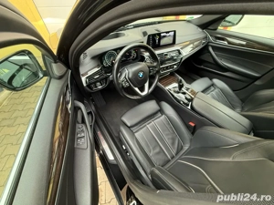 BMW Seria 5 G30 - 2.0d   xDrive   Luxury   Bord digital   Trapa   Distronic - imagine 17