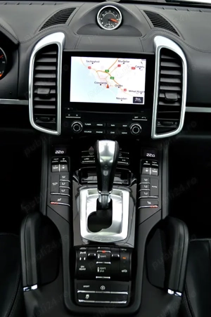 Porsche Cayenne 3.0 L - imagine 20