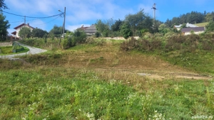 Teren intravilan de vinzare