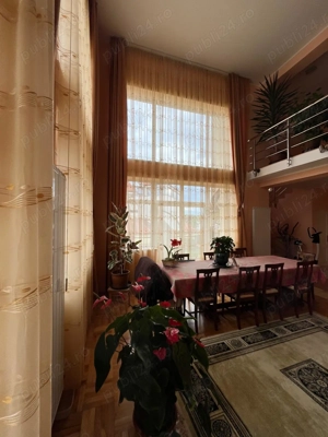 Vilă cu 6 camere, 5 băi, piscină, garaj, Strada Colinelor, Oradea. - imagine 7