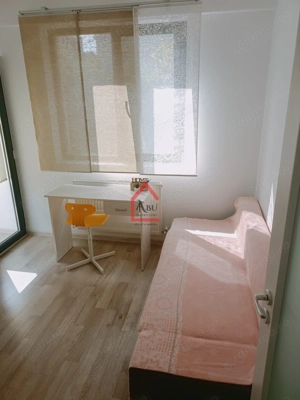 ap 3 cam | Palas Mall | etaj 1 - imagine 5