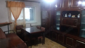 Apartament cu trei camere,zona ultracentrala, disponibil