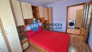 VEST- APARTAMENT 2 CAMERE ,CENTRALA GAZ - imagine 8