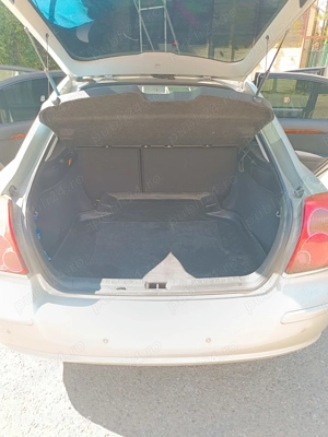 Toyota Avensis 2.0   2005 - imagine 8