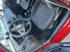 De vinzare Seat Ibita 1,4 benzină, an 2011,euro 5 ,  km 34 mii, reali  preț 6200 euro  - imagine 8