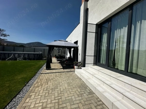 Casă premium de vânzare   Zona Dumbrava - imagine 8