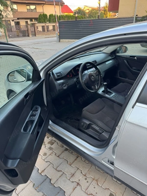 Volkswagen Passat 2.0 TDI   140 CP   2009   Gri metalizat - imagine 2 Volkswagen Passat 2.0 TDI   140 CP   2009   Gri metalizat - imagine 2