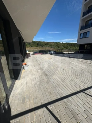 Apartament de 3 camere, modern, cu terasă spațioasă si parcare  - imagine 7