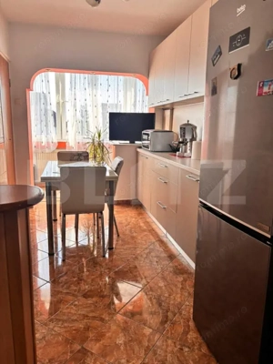 Apartament spatios, 2 camere, decomandat, 62 mp, zona Craiter - imagine 5